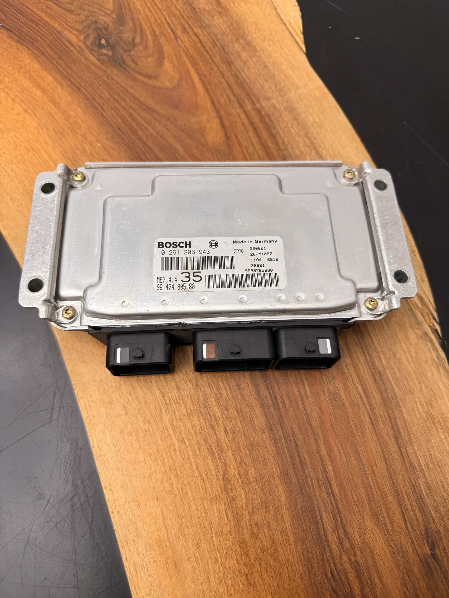 Calculateur Moteur | ME7.4.4 | 0261206943 | 9647480580