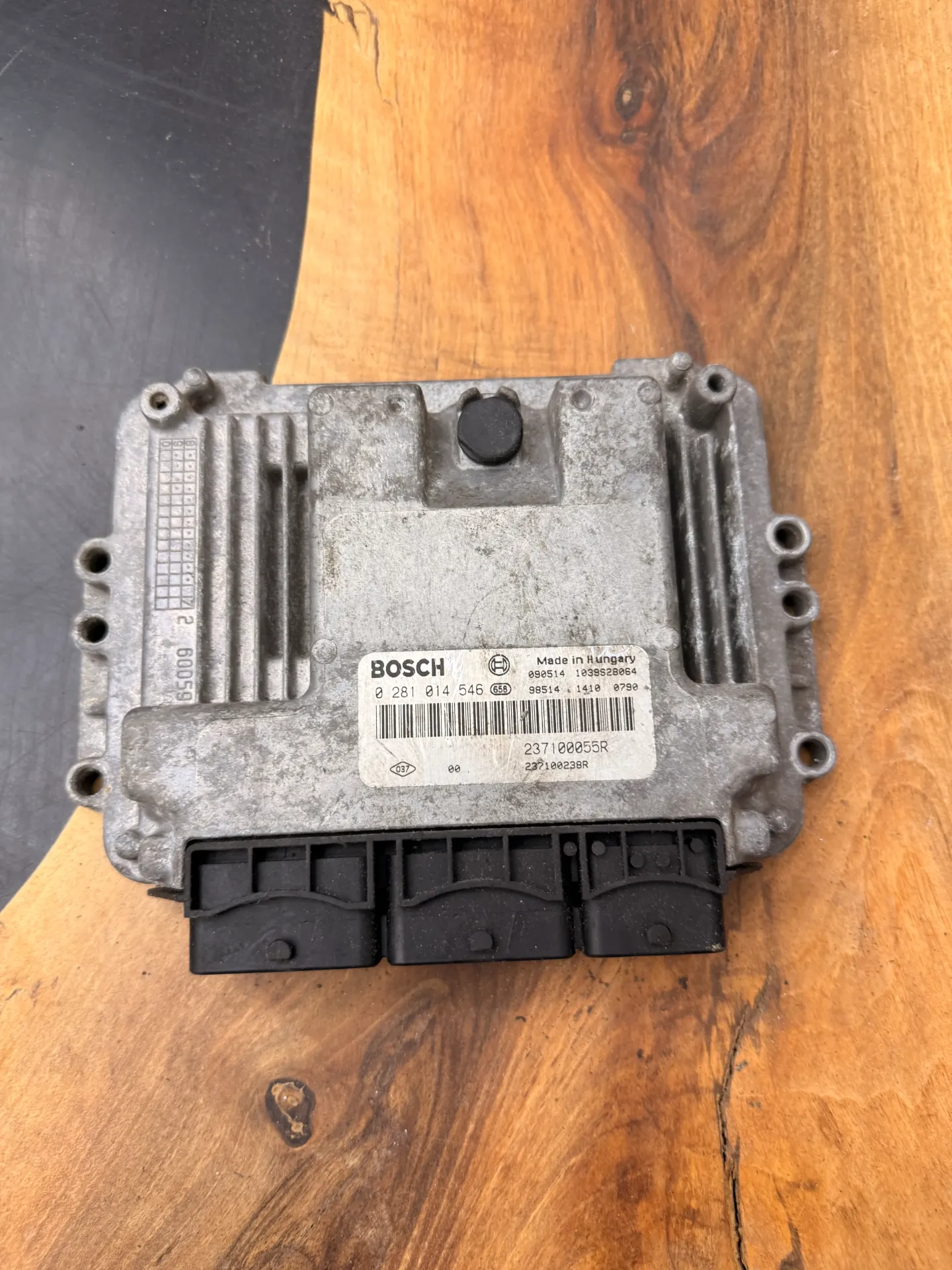 Calculateur Moteur I EDC16C36-4.2 | 0281014546 | 237100055R | 237100238R